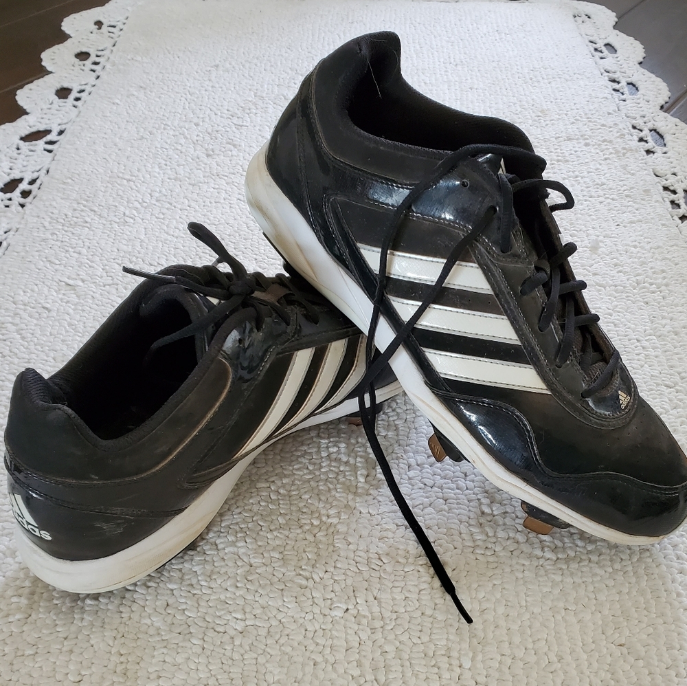 Men's ADIDAS Baseball Metal Cleats 13.5 EUC